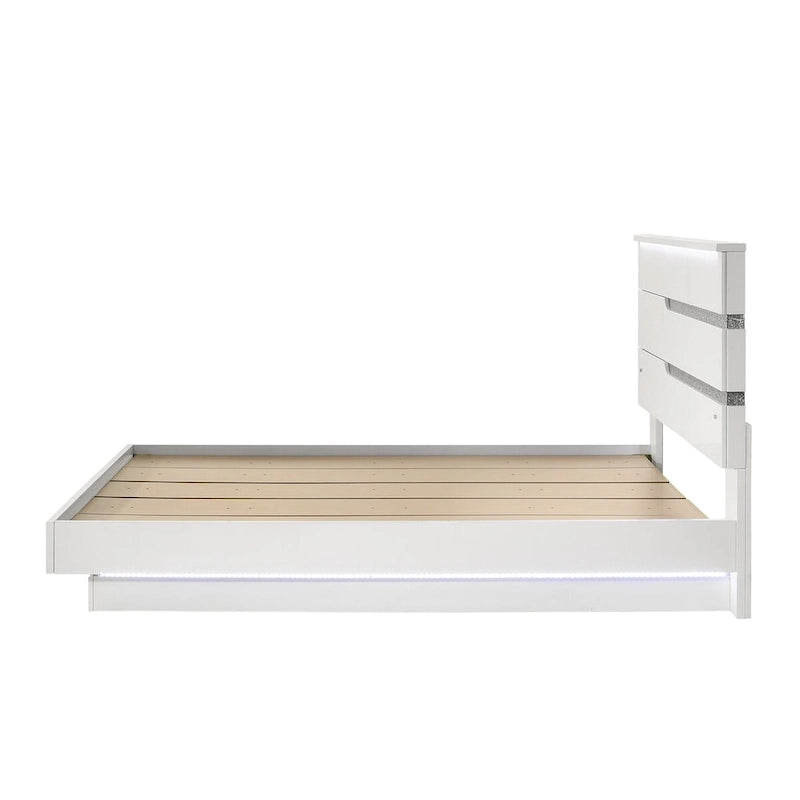 New Classic Furniture Corazon White 4-piece Bedroom Set with Nightstand