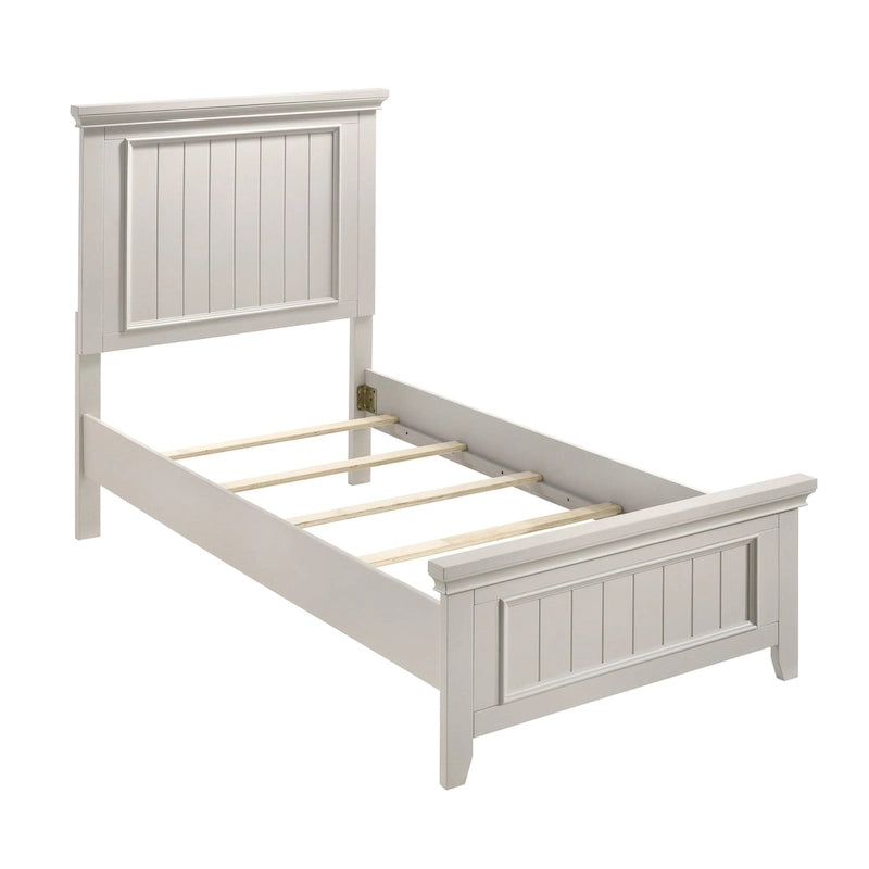 Classic White Finish 3pc Bedroom Set Bed and Two Nightstands