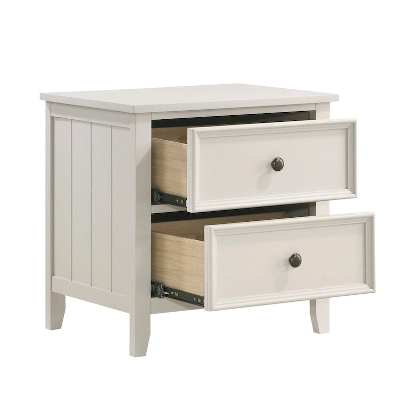 Classic 3pc Bedroom White Finish Bed Chest Nightstand Set