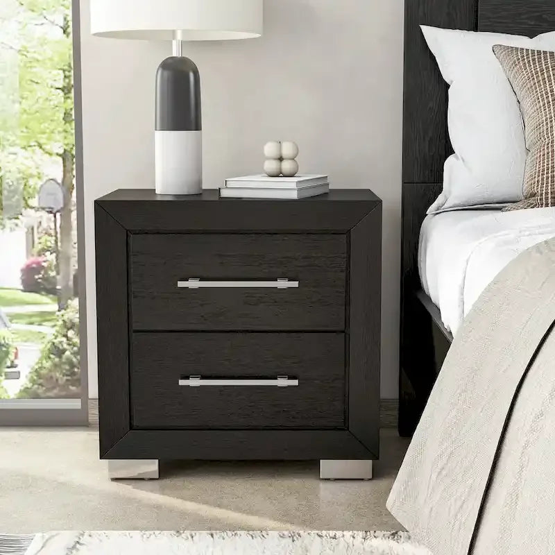 Furniture of America Alaric Modern Black Solid Wood 6-Piece King Bedroom Set Cedar-Lined Bottom Drawer
