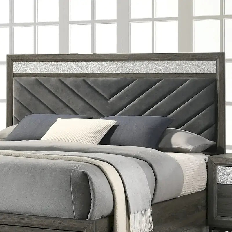 Furniture of America Heinisk Contemporary Grey 6-Piece Platform Bedroom Set